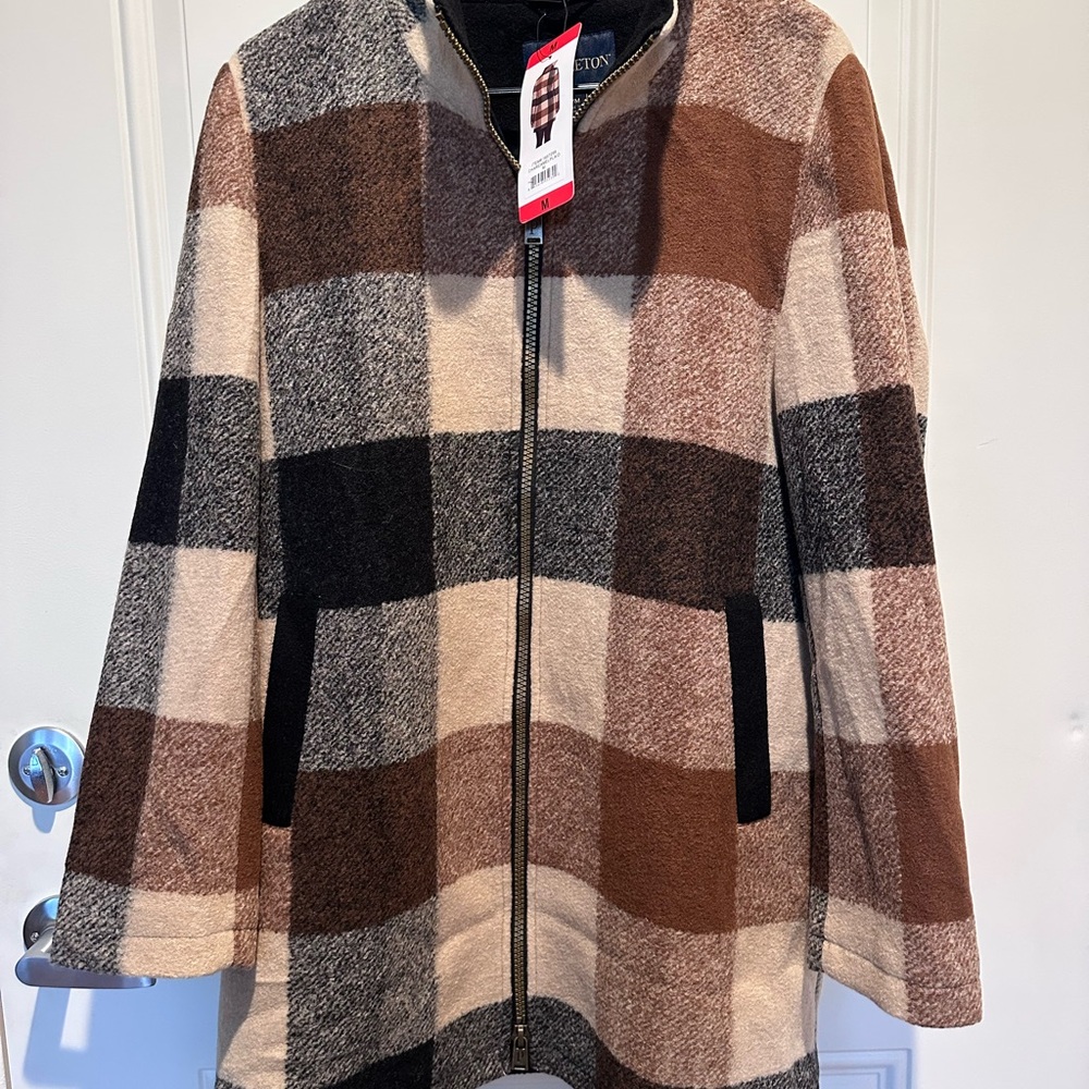 Pendleton NWT Plaid Jacket in Brown, Black, and Cream Medium
